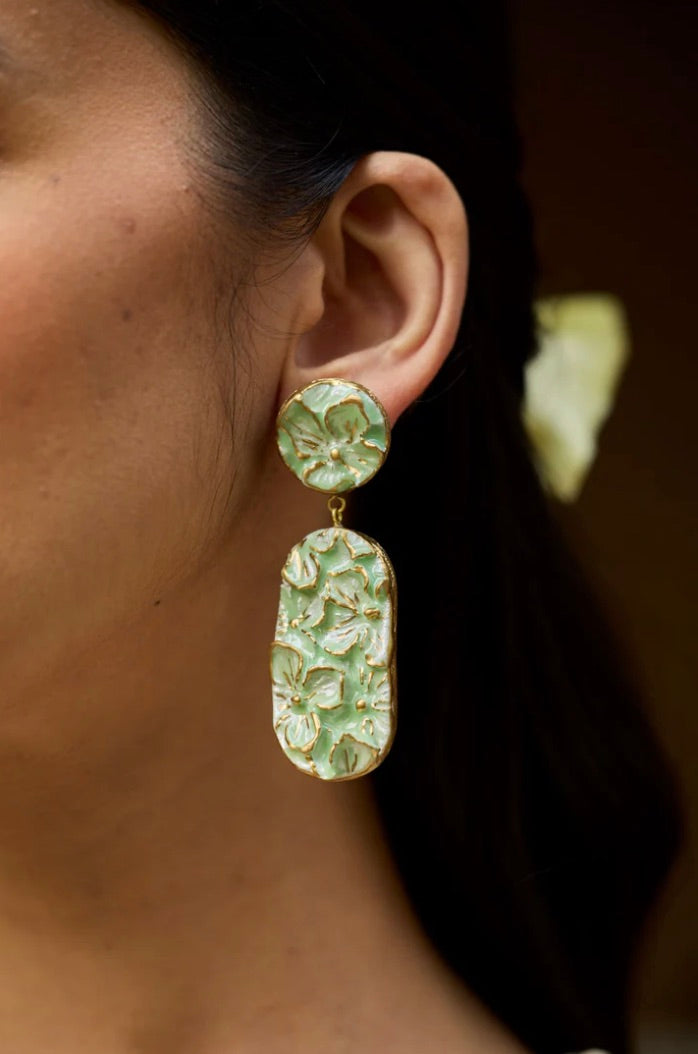 XOXO MINT EARRINNGS