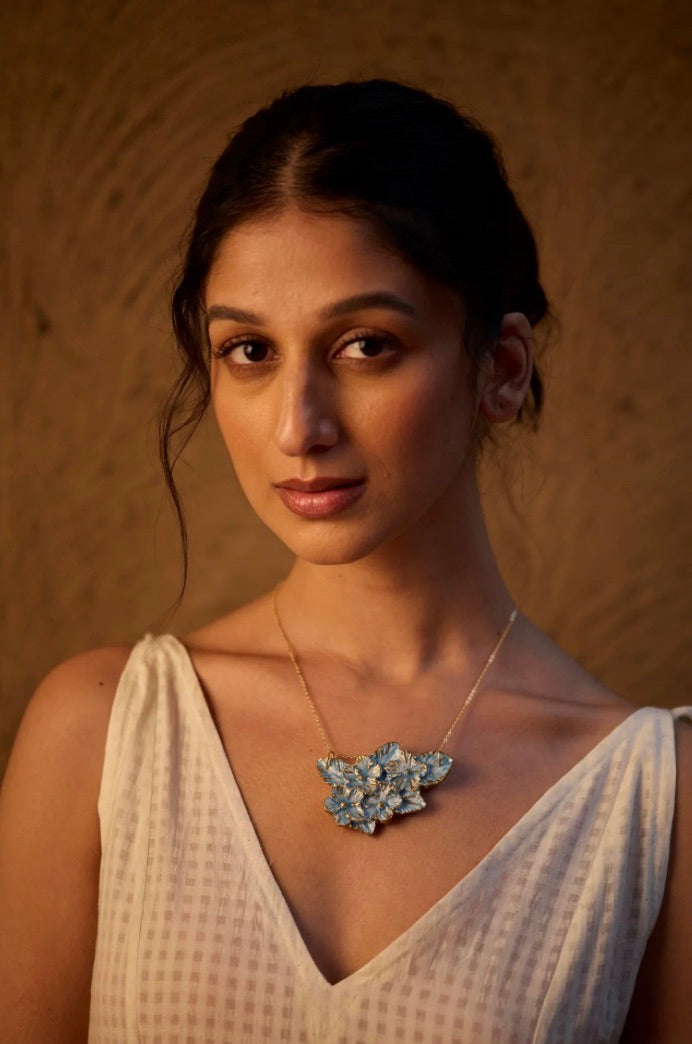 FORGET ME NOT NECKLACE