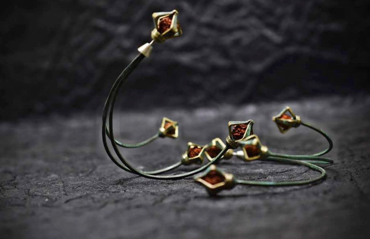 PRAJNA EARRINGS