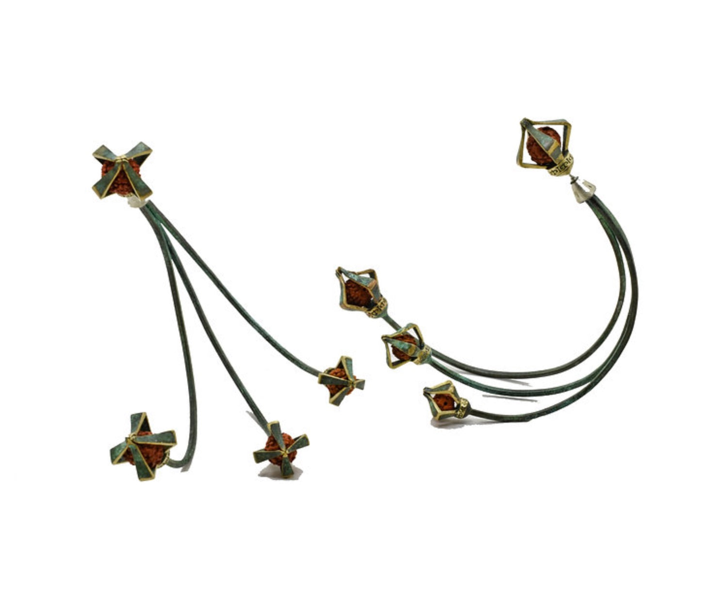 PRAJNA EARRINGS