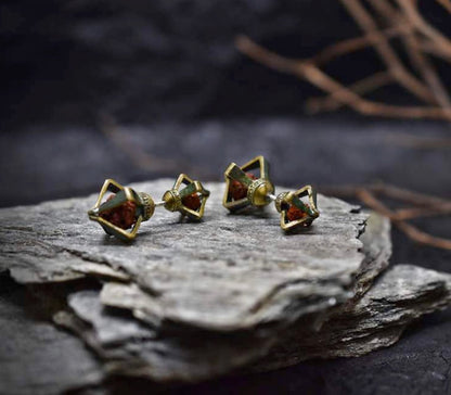 MANAVA STUDS