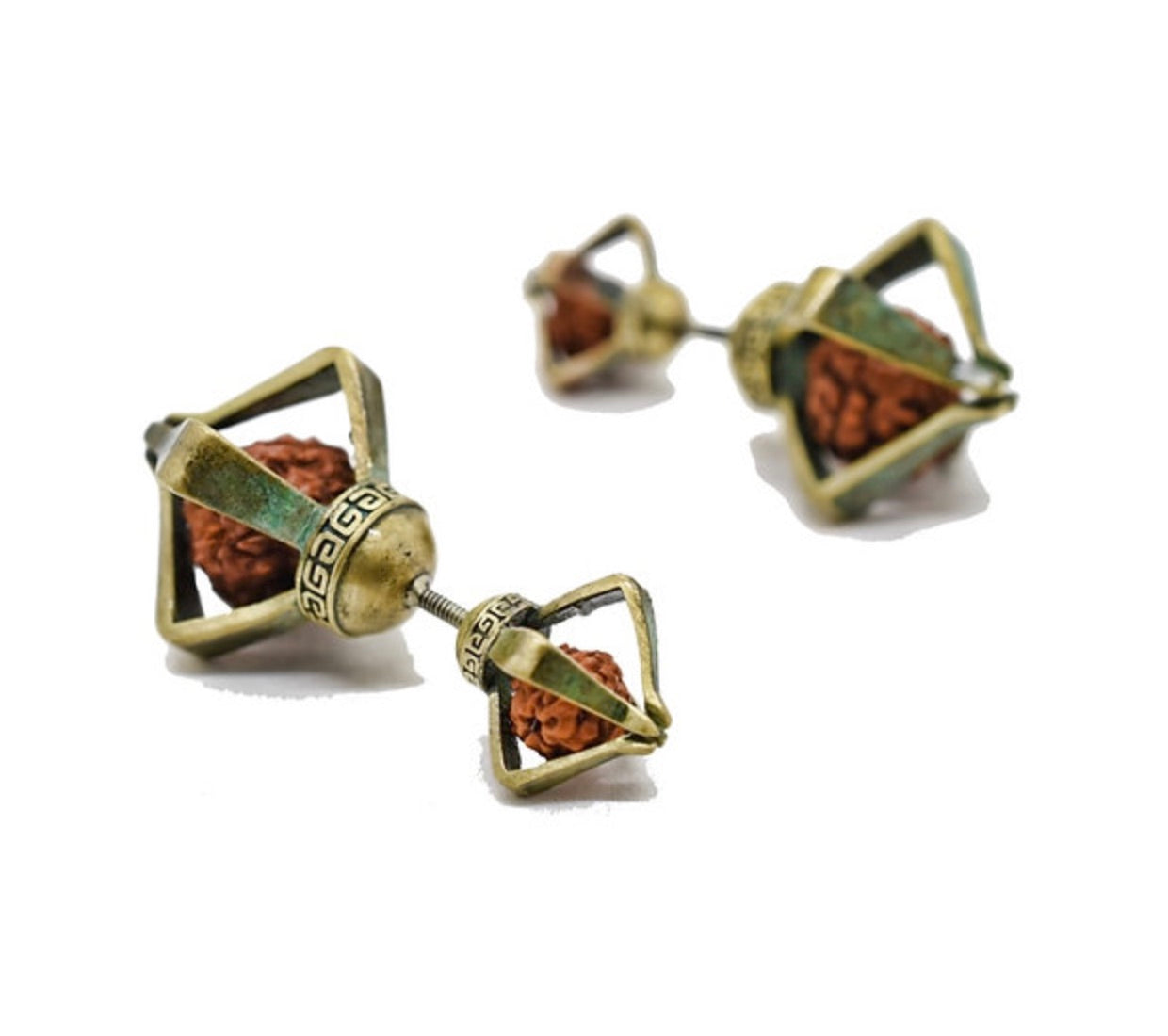 MANAVA STUDS