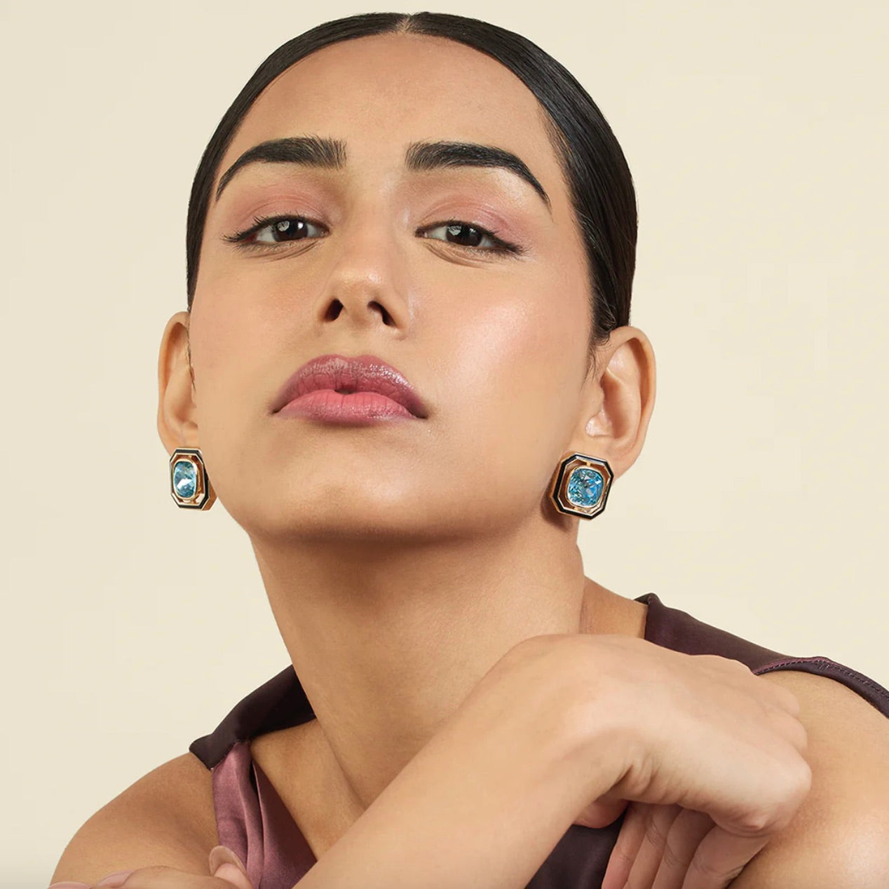 AQUA GOALS SQUARE STUDS