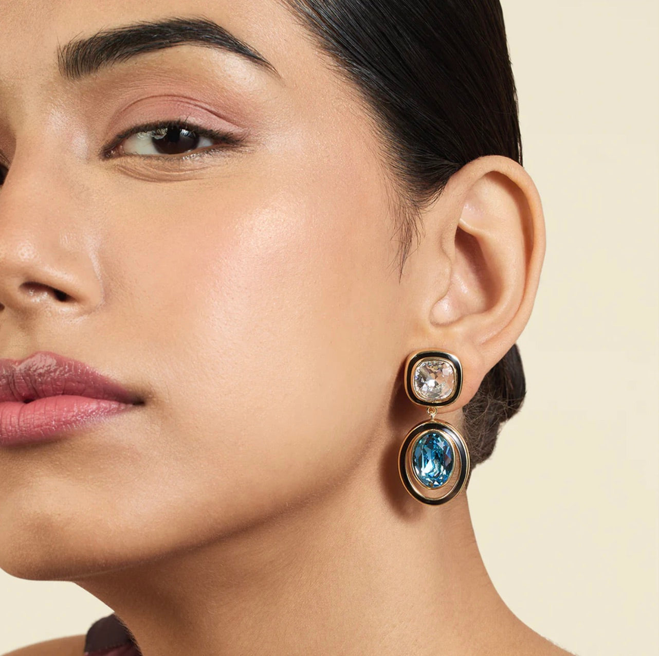 AQUA GOALS MISMATCHED DANGLERS