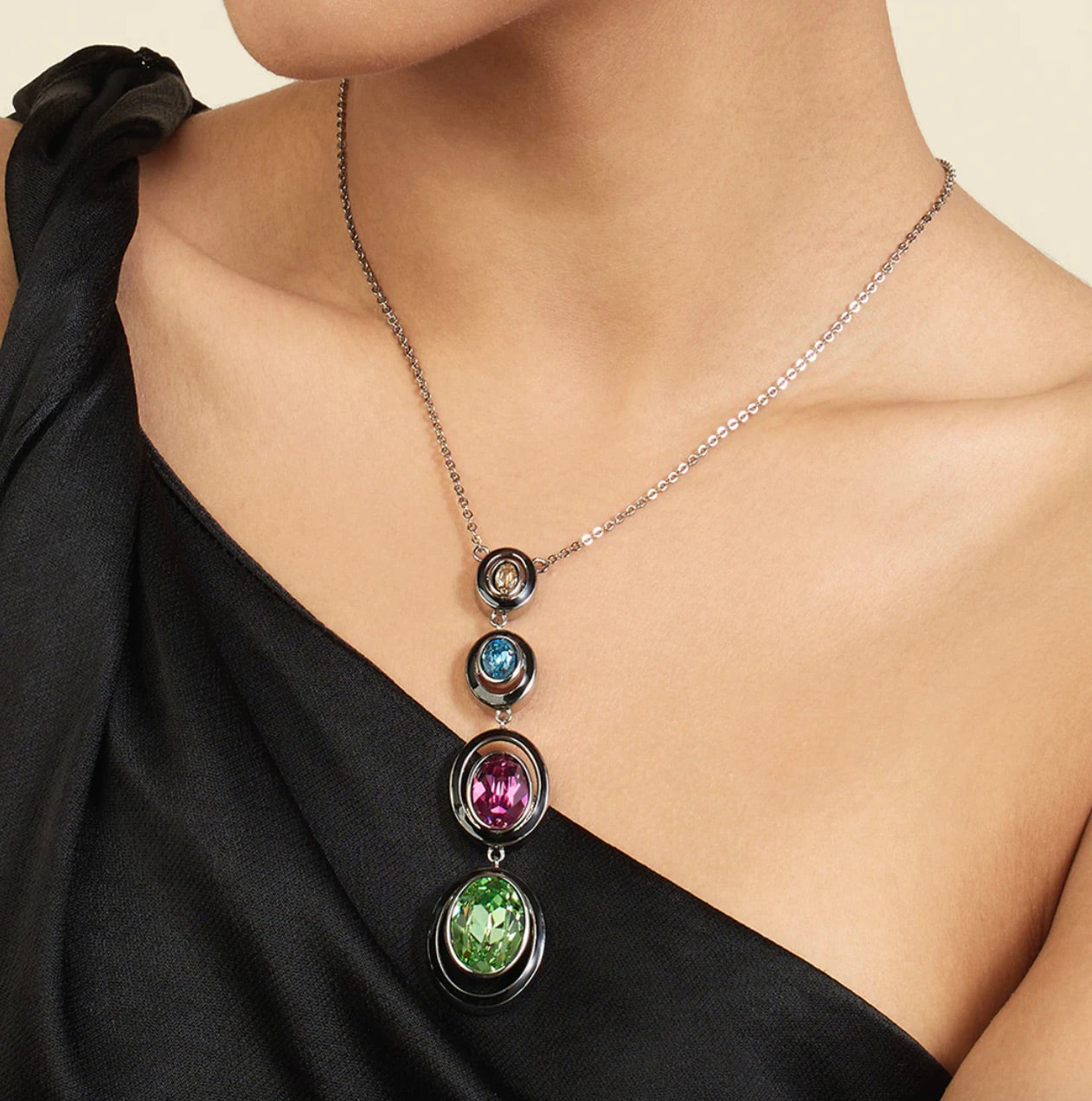 SEAFOAM SERENADE Y NECKLACE