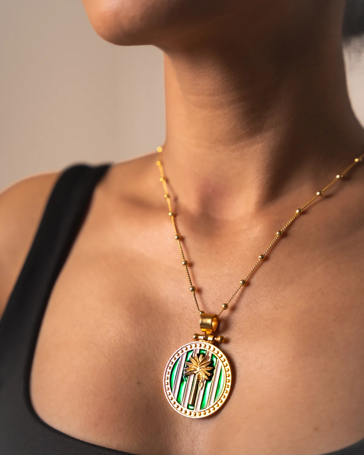 Striped Banana Plant Medallion