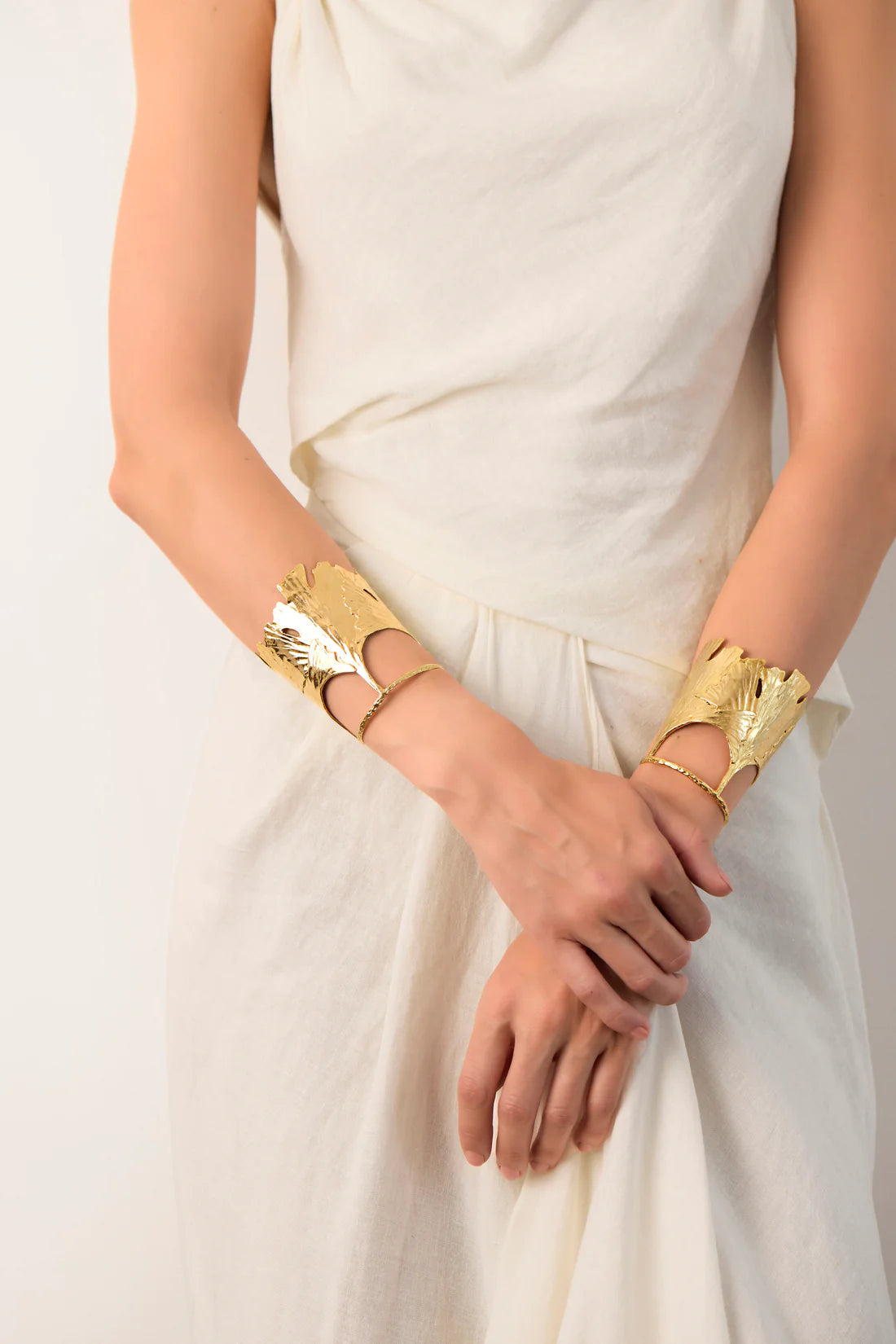 The Midi Bloom Cuff