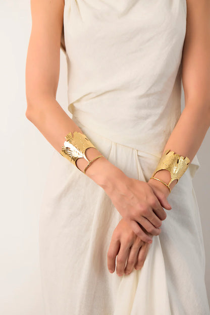 The Midi Bloom Cuff