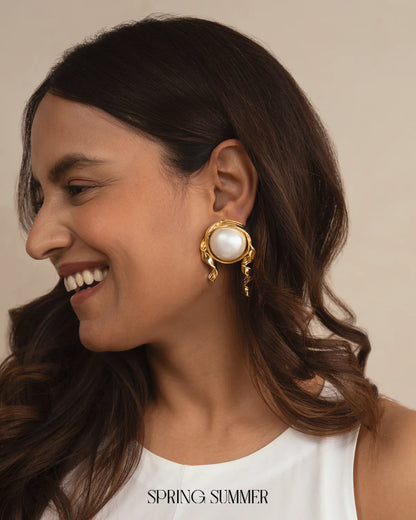 Twiddle Pearl Studs