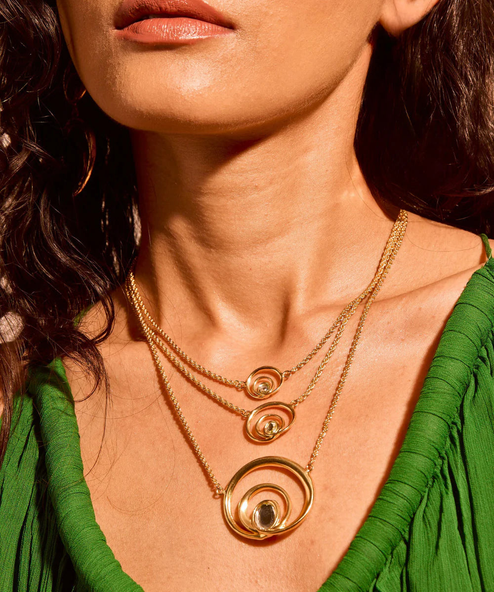 Wave Curve Trio Necklace