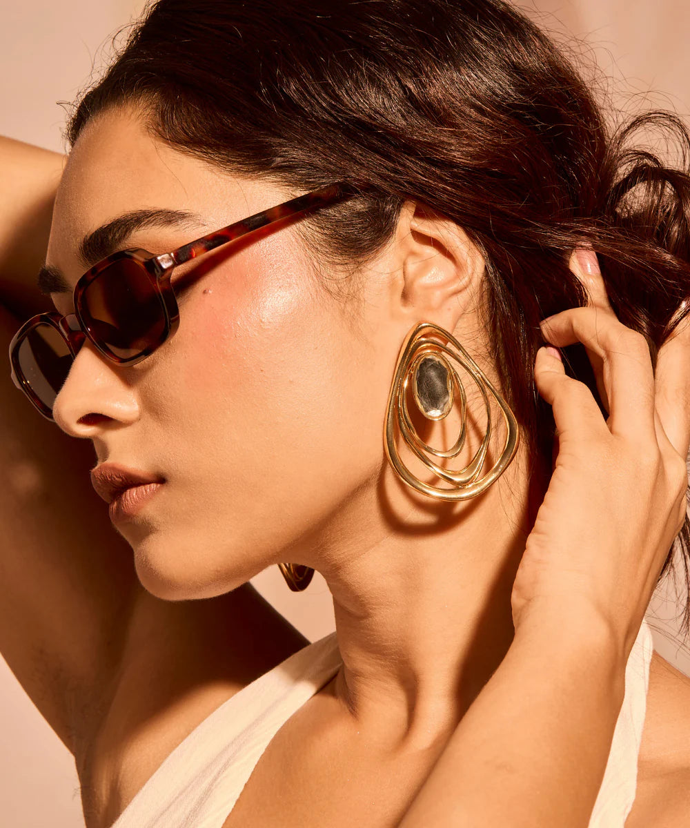 Wave Statement Earring
