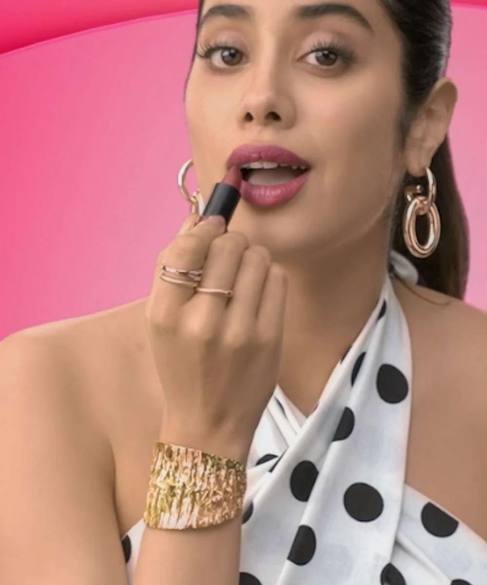 JHANVI KAPOOR IN KALLISTA CUFF