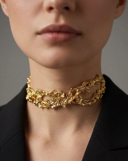 Classic Coral Choker