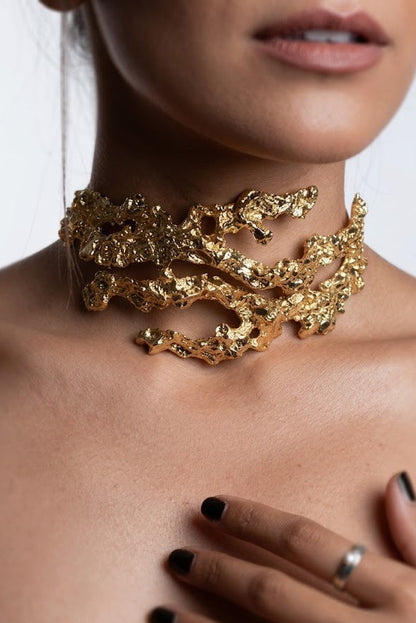 Statement Coral Choker