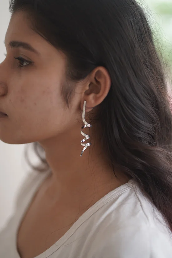 SILVER TWIRL EARRINGS