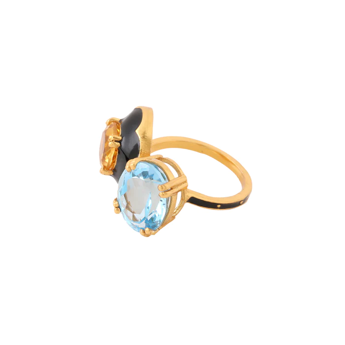 CLASSIC BLUE TOPAZ RING