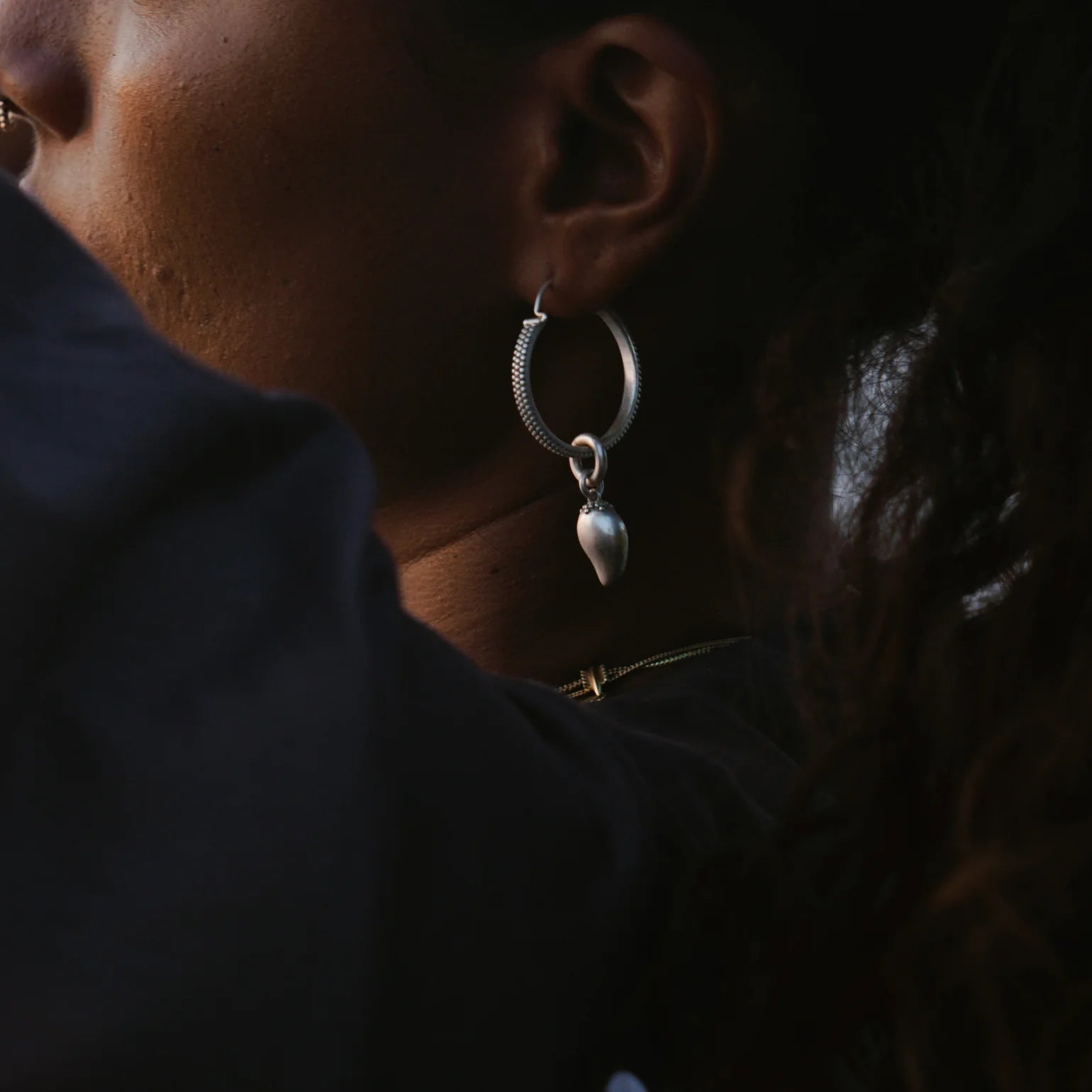 MANGO HOOPS - SILVER