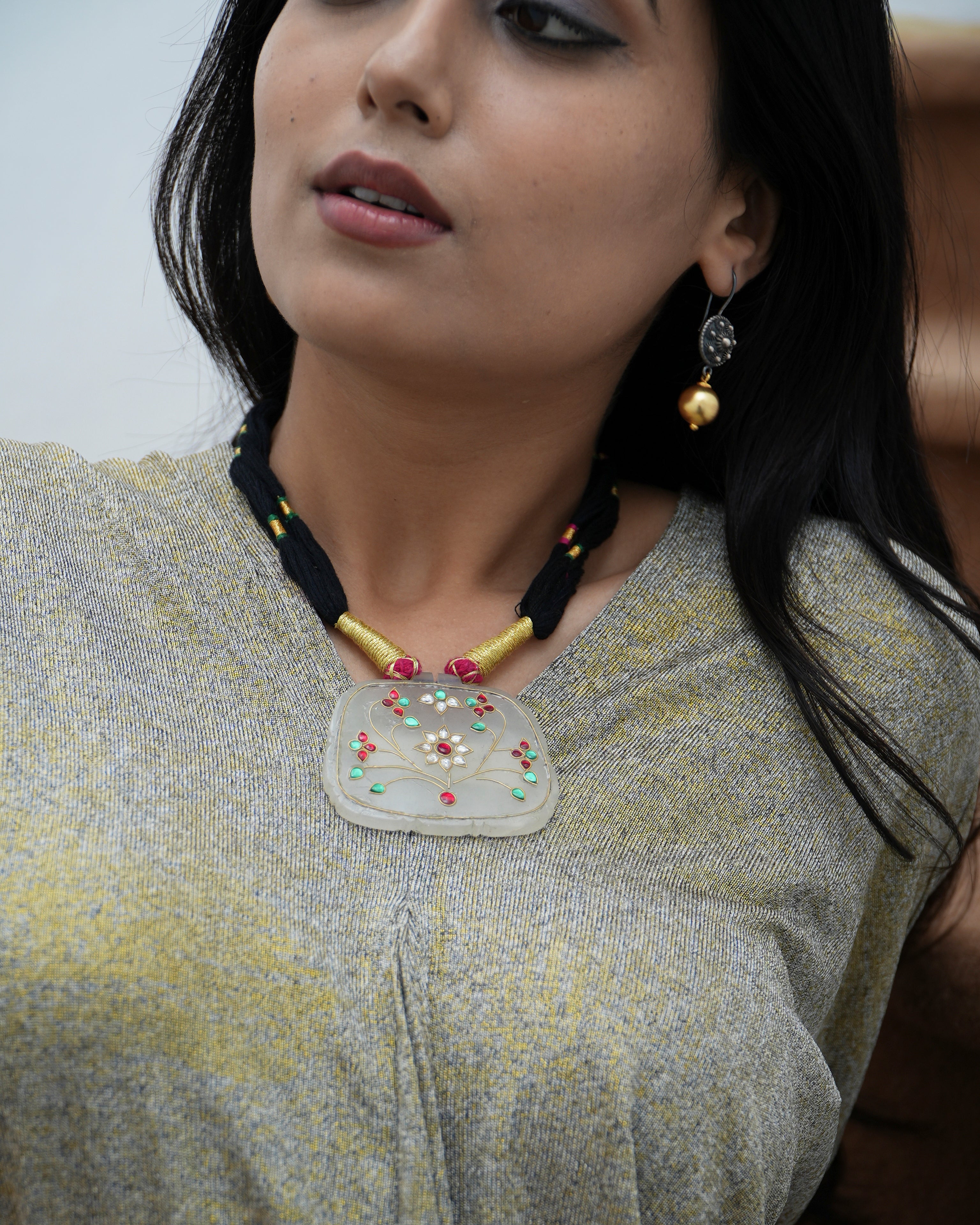 quartz  jadau necklace