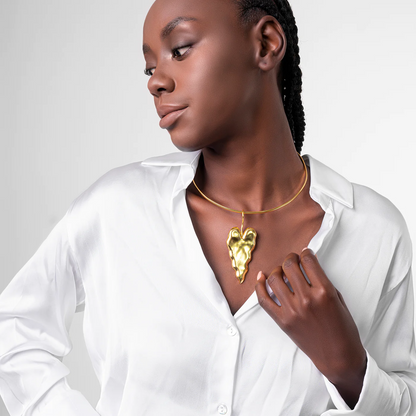 ANTHURIUM NECKLACE