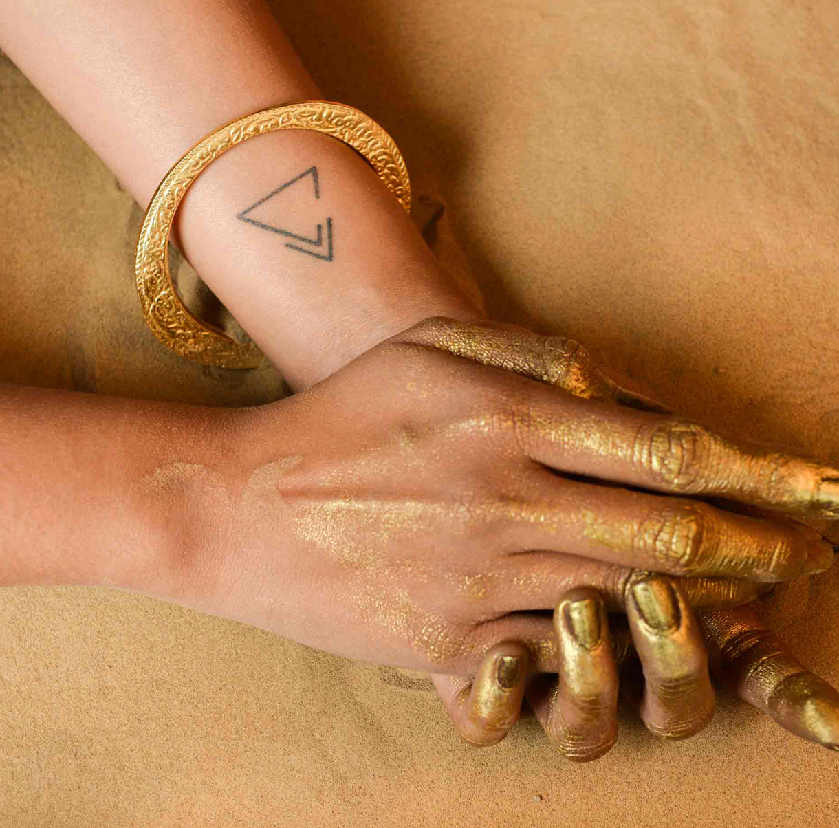 FOSSIL BANGLE