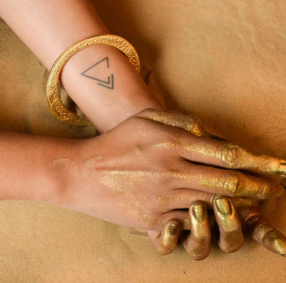 FOSSIL BANGLE