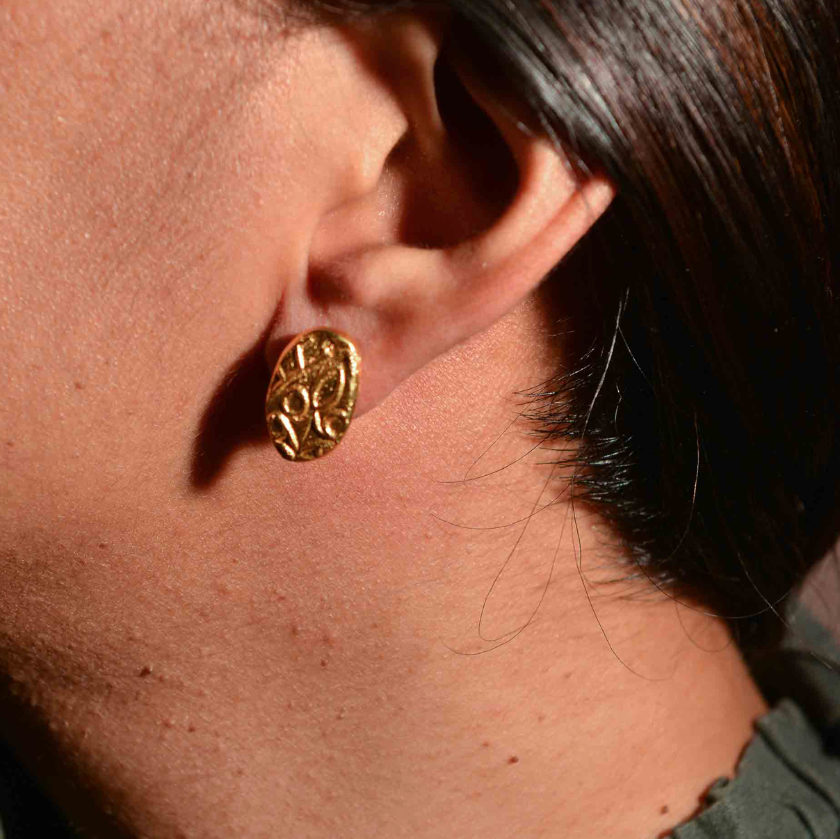 Fossil Stud 3