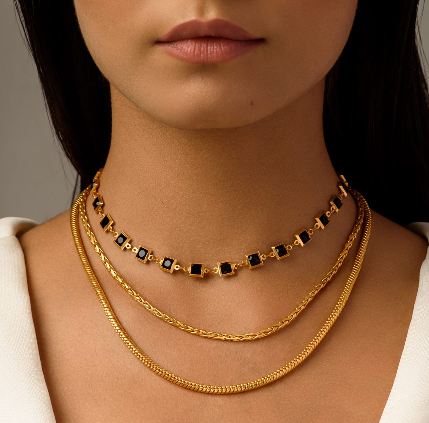 Snake Layered Chains